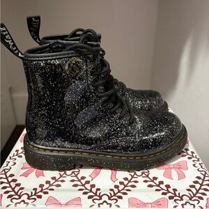 Dr Martens Boots worn 2 times